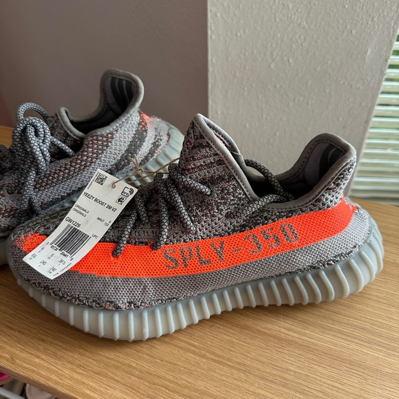 Yeezy Boost 350 V2 Beluga - Picture 1 of 9